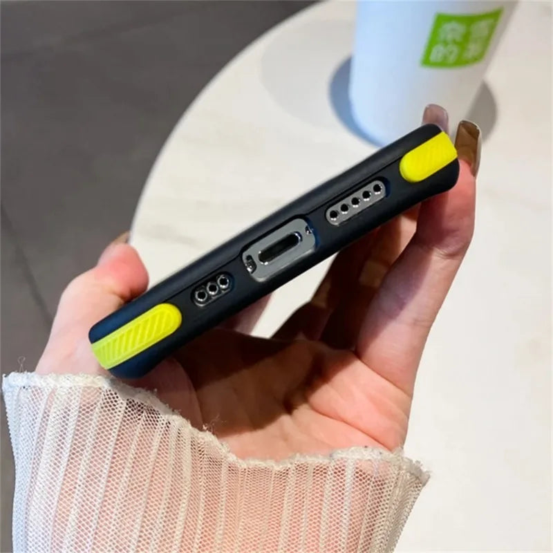 Luxury Matte Translucent Armor Shockproof Case For iPhone 16 15 14 13 12 Pro Max Plus For Magsafe Magnetic Wireless Charge Cover
